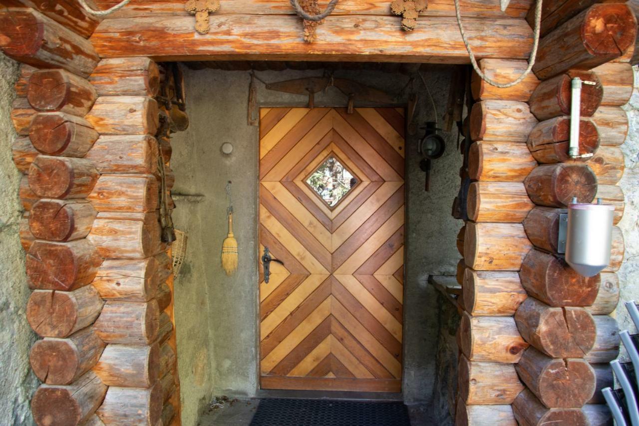아로사 Chalet Suveran 아파트 외부 사진